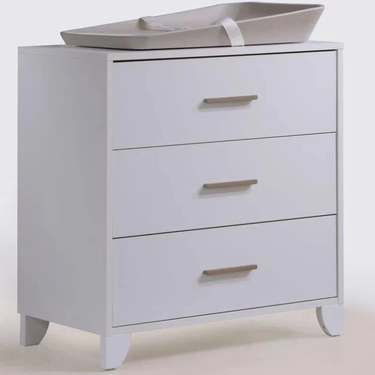 Tulip Aiko Island Crib with 3-Drawer Dresser Set